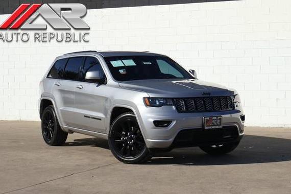 JEEP GRAND CHEROKEE 2018 1C4RJEAG3JC247316 image